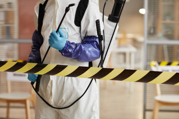 Professional Biohazard technician working in Valmeyer, IL